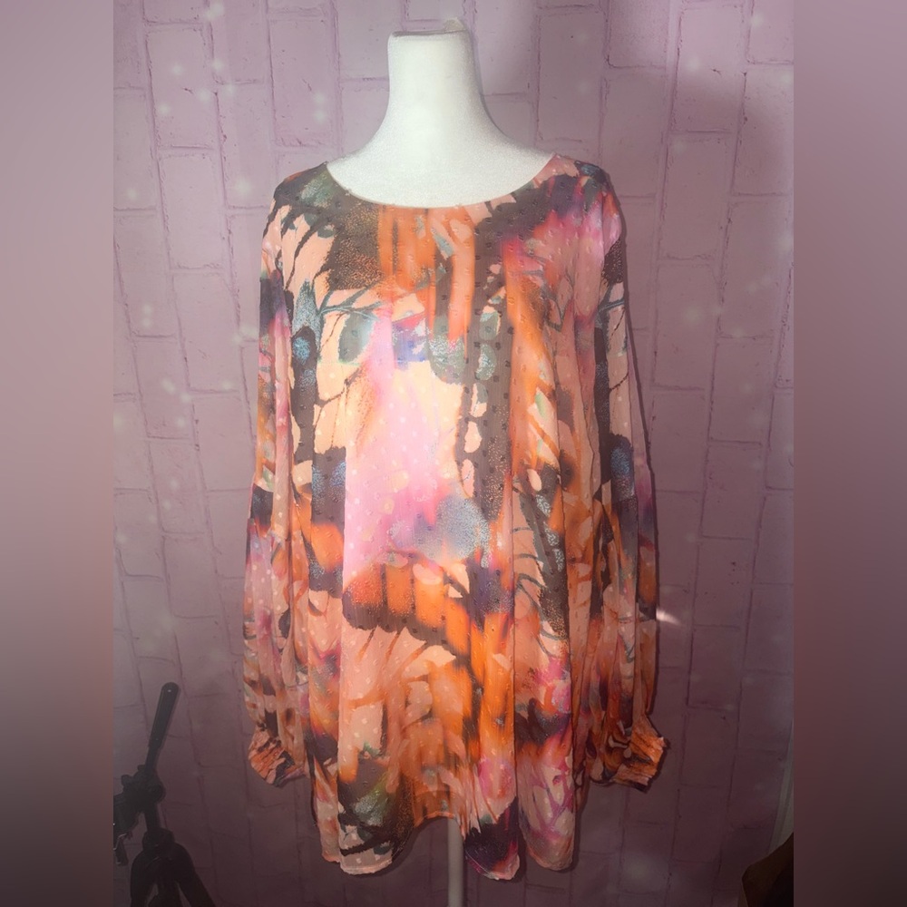 Torrid Woman Long Sleeve Blouse Shirt-NWT, Never Worn-Size 4X Plus Size